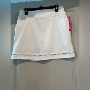 White Lilly Pulitzer skirt (golf) with back pocket brand new with tags size 8